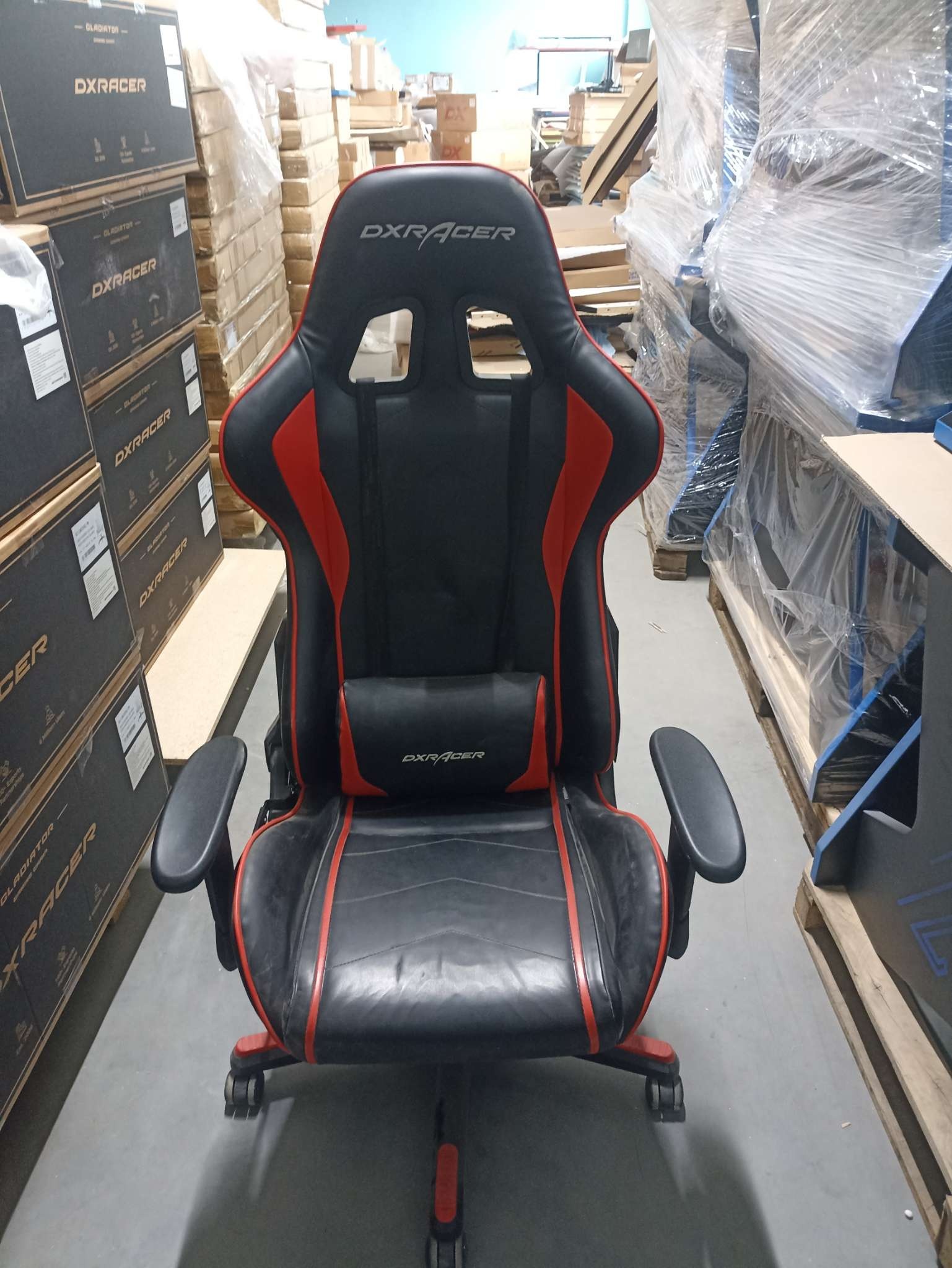 DXRacer OH/FE08/NR компьютерное кресло*
