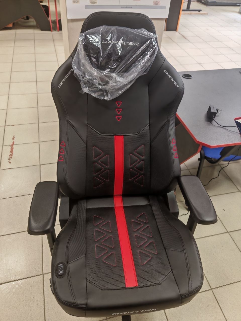 DXRacer GC-LMP25LTA-TRIANGLE/NR(XL)*