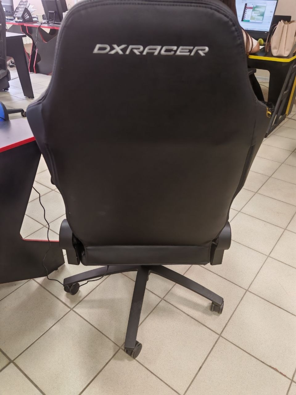 DXRacer GC-LMP25LTA-TRIANGLE/NR(XL)*