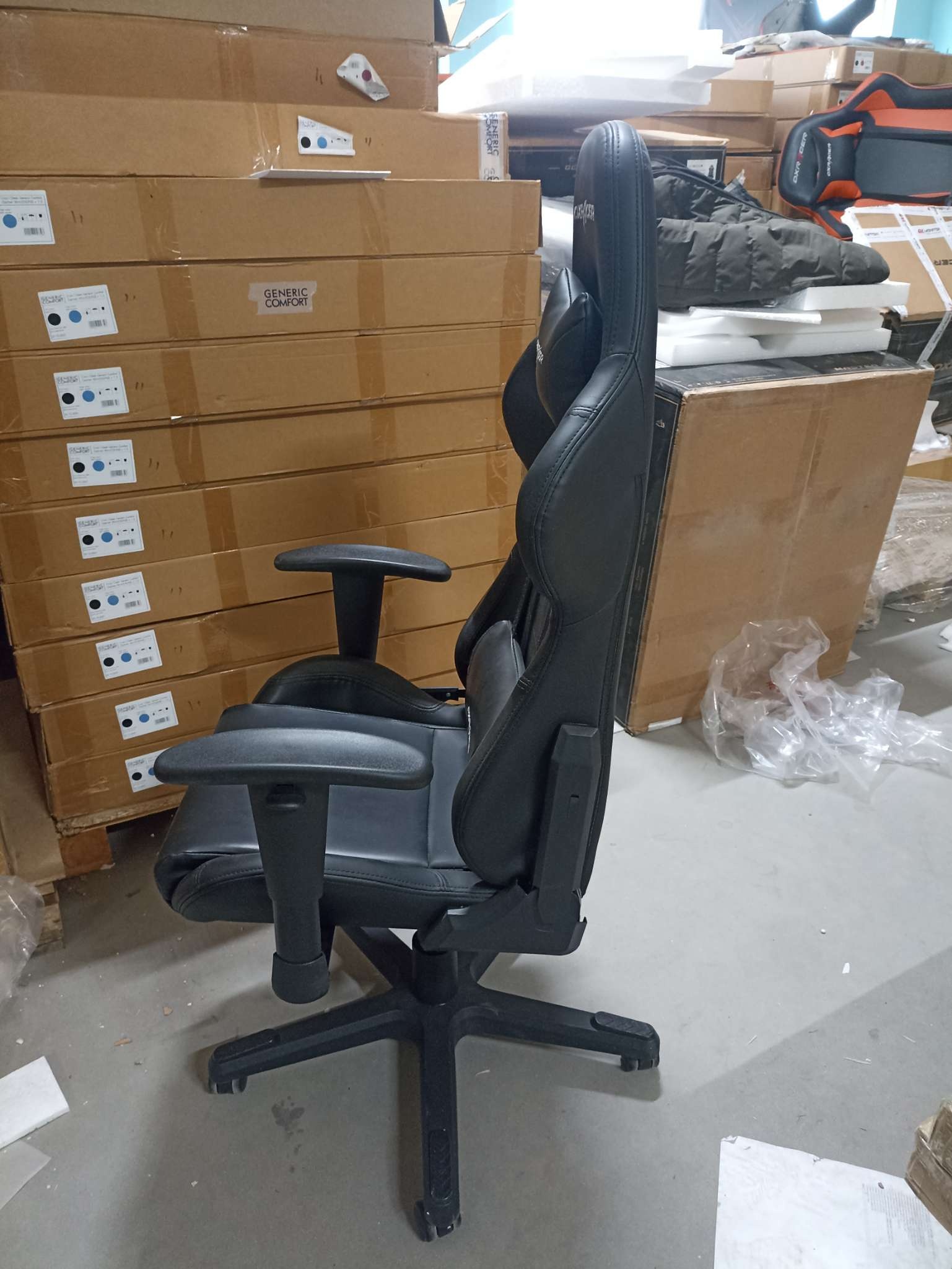 DXRacer OH/FD99/N компьютерное кресло*