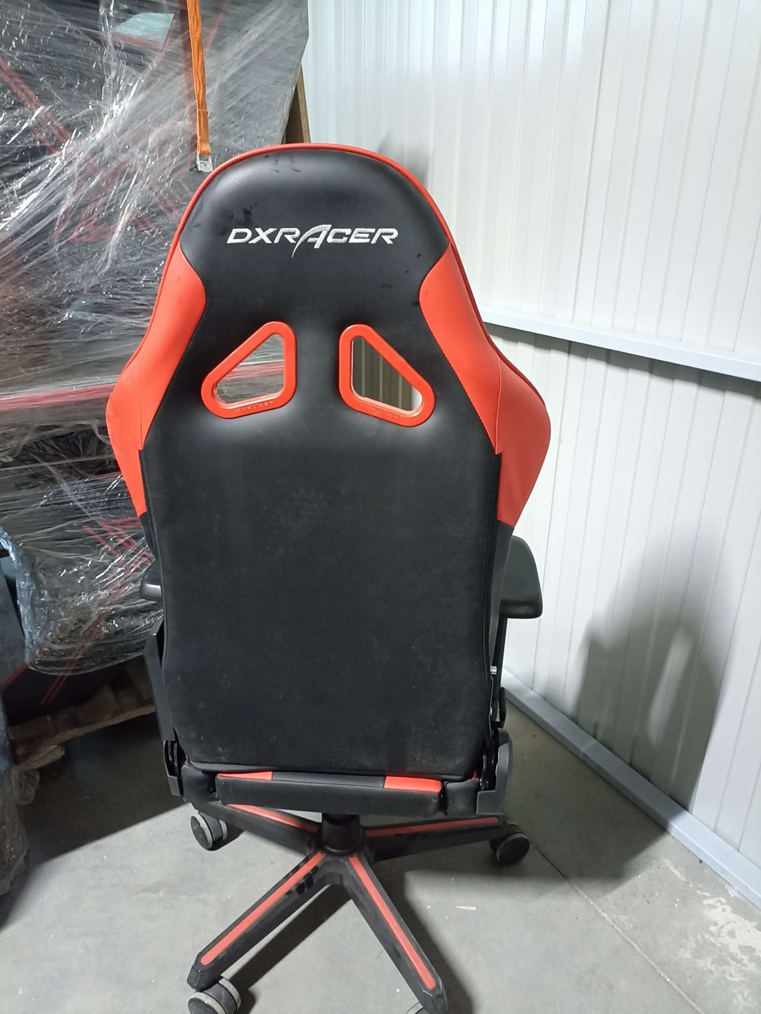 DXRacer OH/G8200/NR компьютерное кресло*