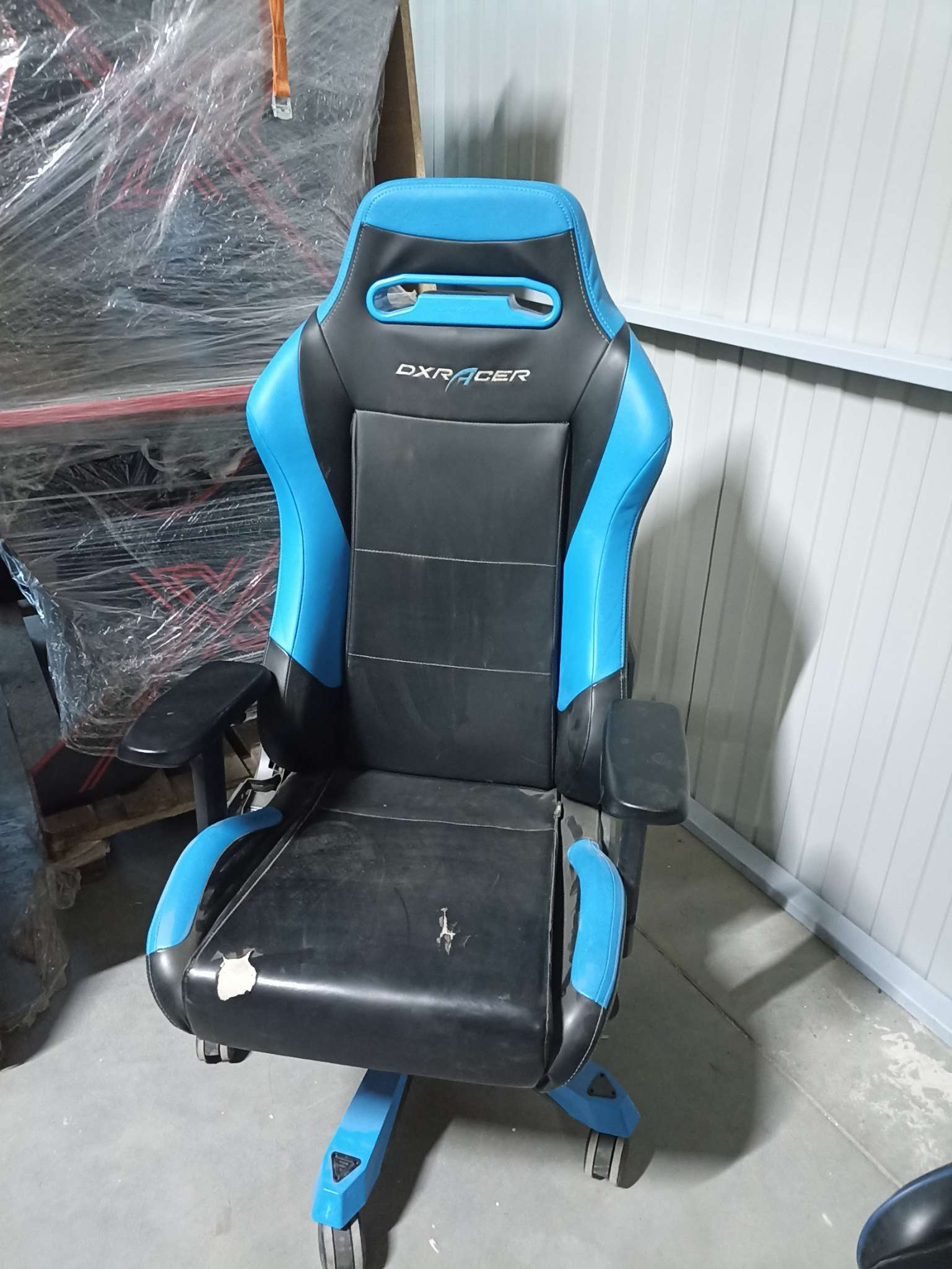 DXRacer OH/IS11/NB компьютерное кресло*
