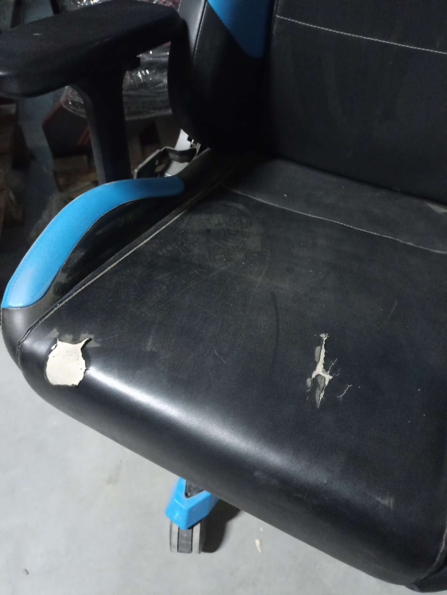 DXRacer OH/IS11/NB компьютерное кресло*