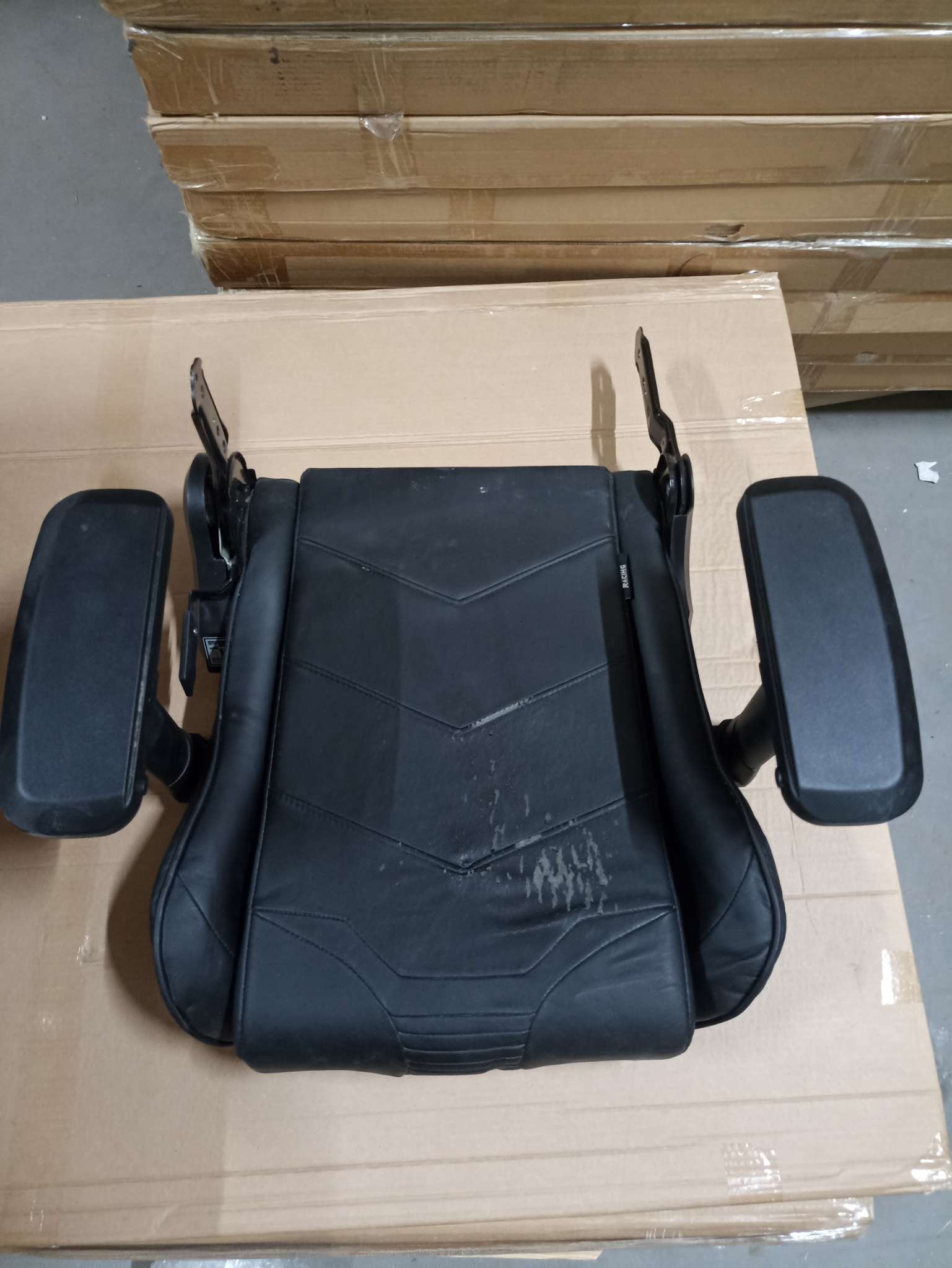 DXRacer OH/RV131/N компьютерное кресло*