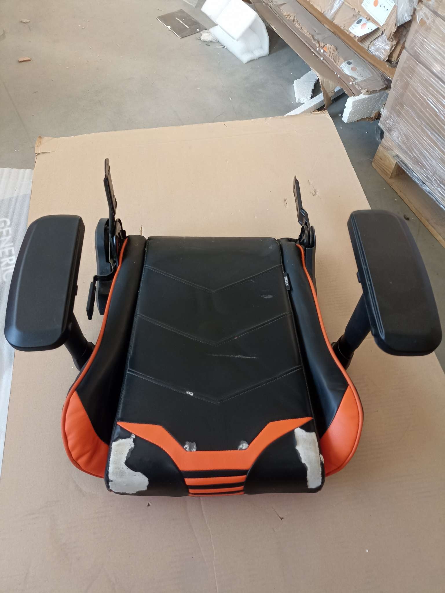 DXRacer OH/RV131/NO компьютерное кресло*